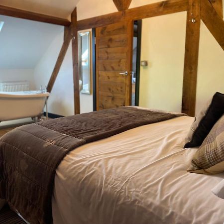 Betsey Trotwood. Historic Stylish 2-Bed Cottage. Blundeston 外观 照片
