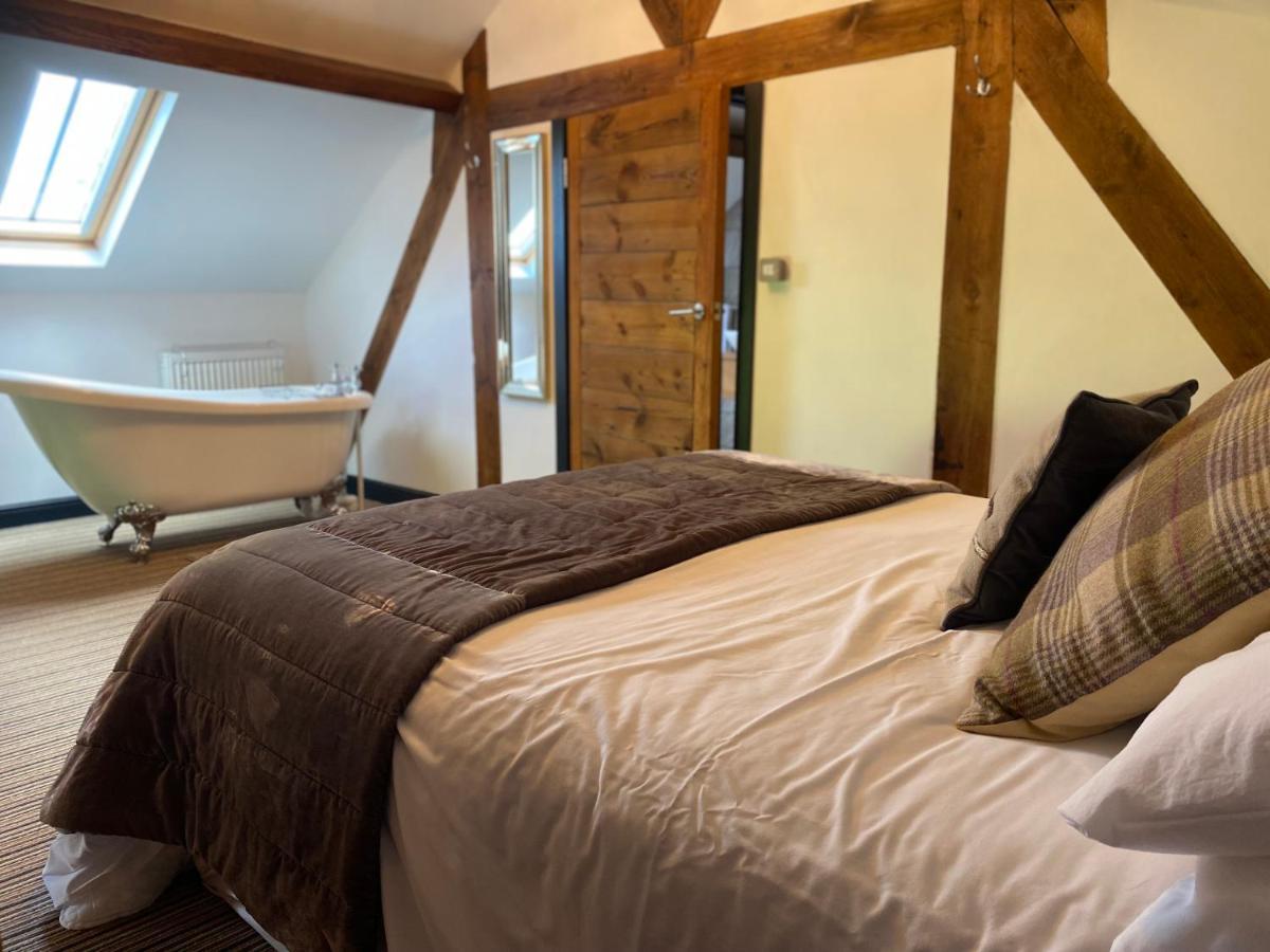 Betsey Trotwood. Historic Stylish 2-Bed Cottage. Blundeston 外观 照片